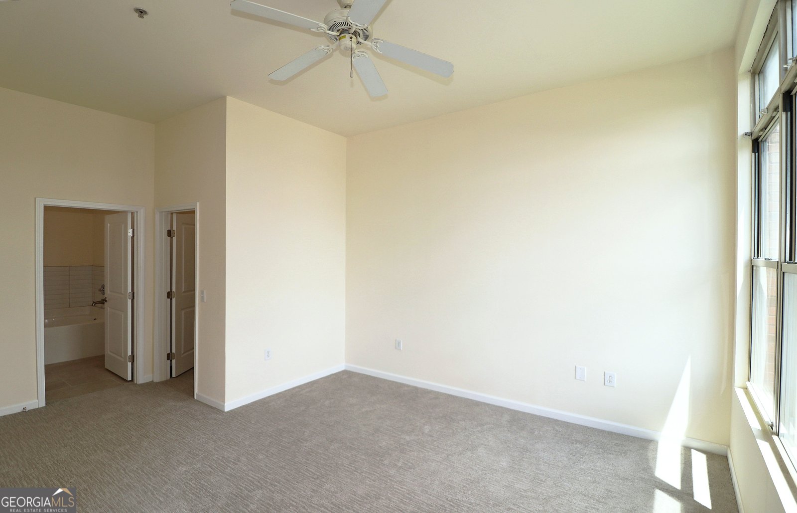 870 MAYSON TURNER Road Atlanta - 9