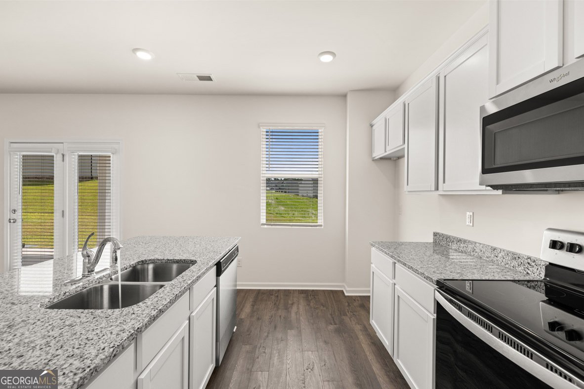 620 Whitman Lane Stockbridge - 12