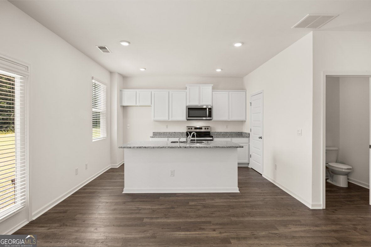 620 Whitman Lane Stockbridge - 9