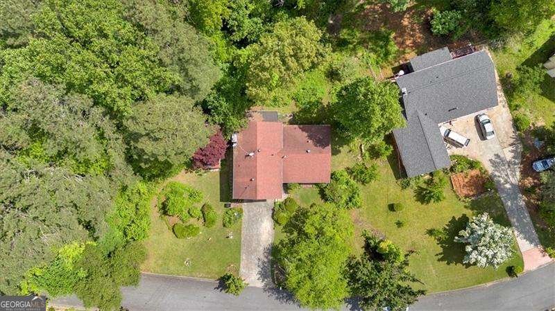 316 Shiloh Hills Drive Kennesaw - 24