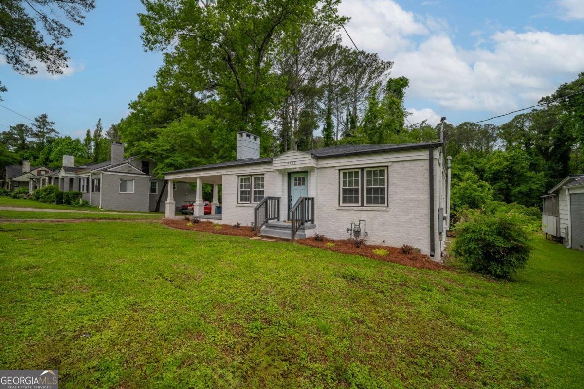 2137 Delowe Drive Atlanta - 1