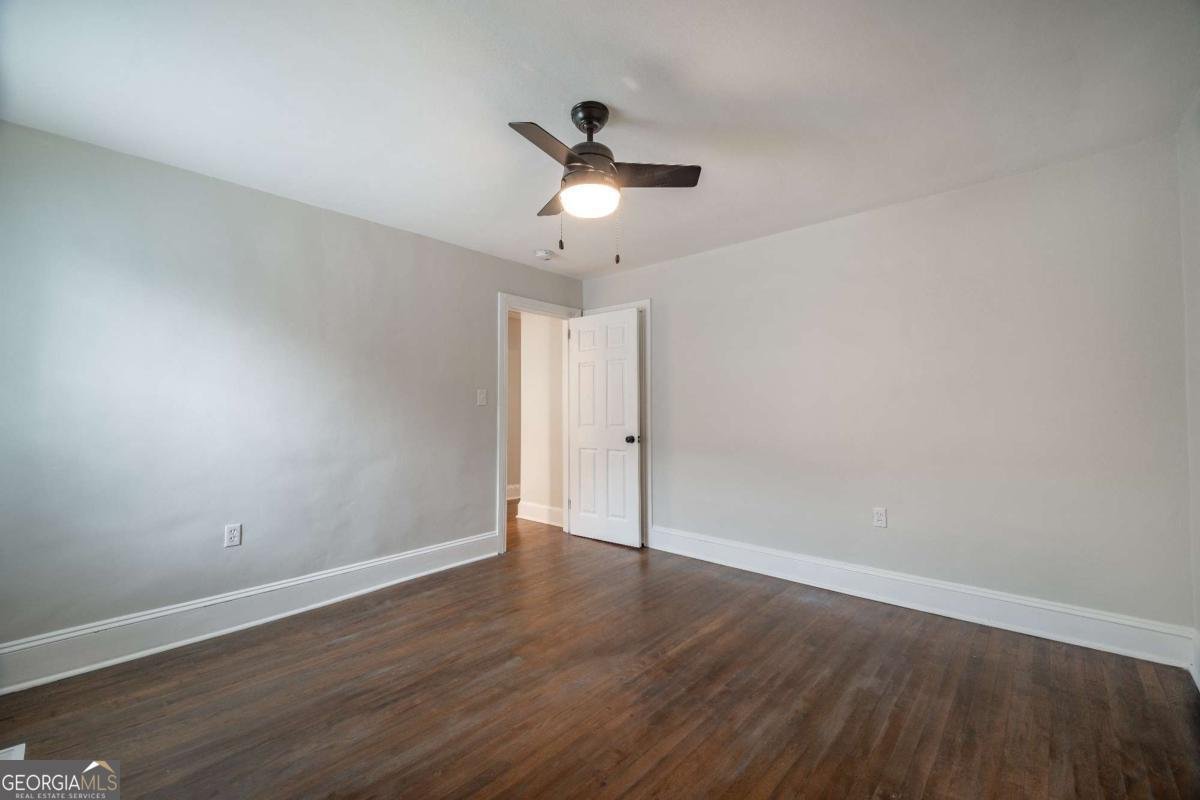 2137 Delowe Drive Atlanta - 23