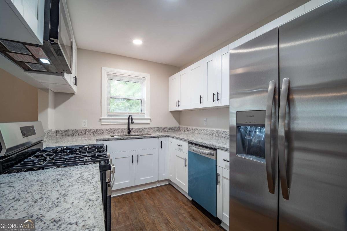 2137 Delowe Drive Atlanta - 25
