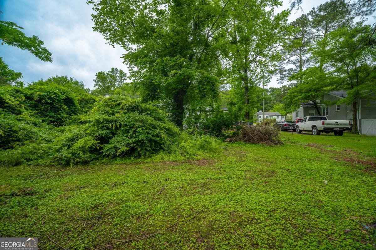 2137 Delowe Drive Atlanta - 31