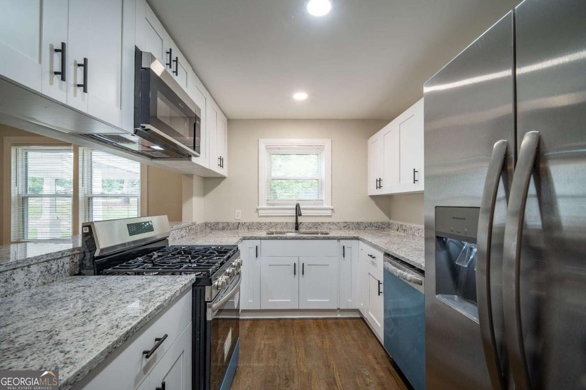 2137 Delowe Drive Atlanta - 9