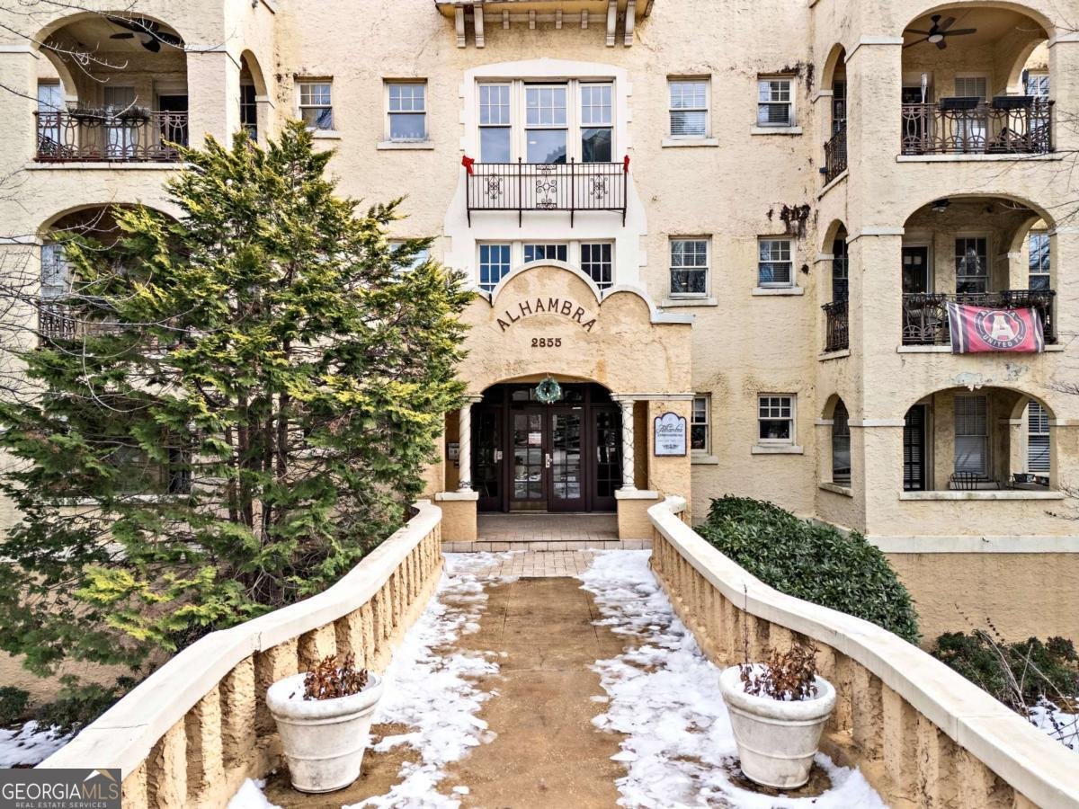 2855 Peachtree Road Atlanta - 19