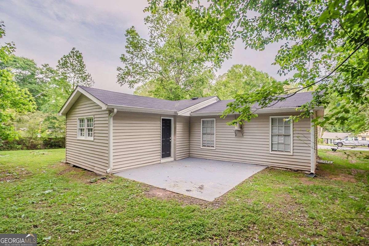 2212 Chestnut Log Loop Lithia Springs - 32