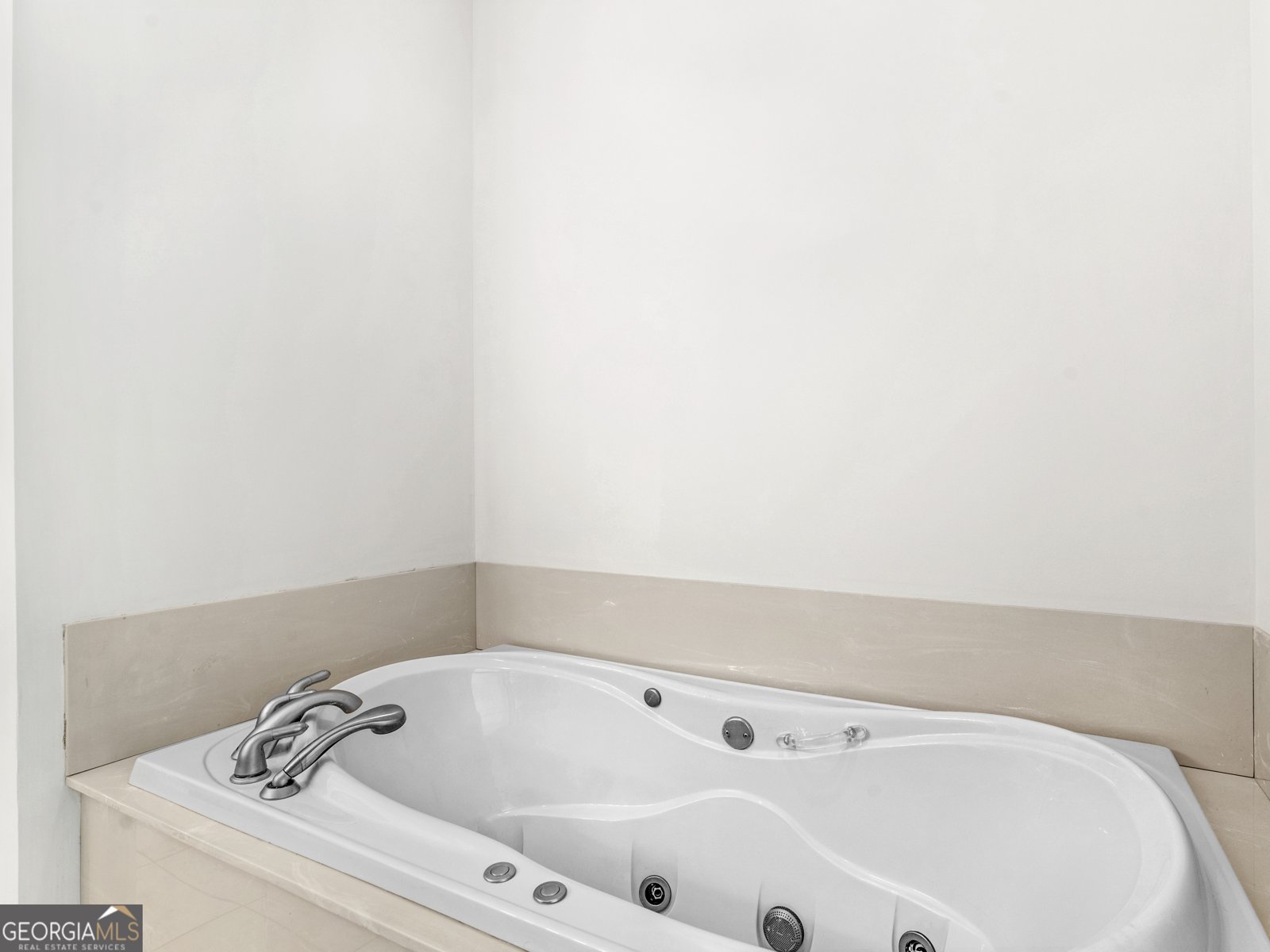 95 Fern Court Stockbridge - 30