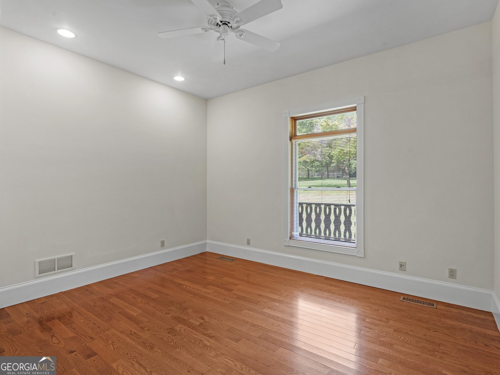 95 Fern Court Stockbridge - 35