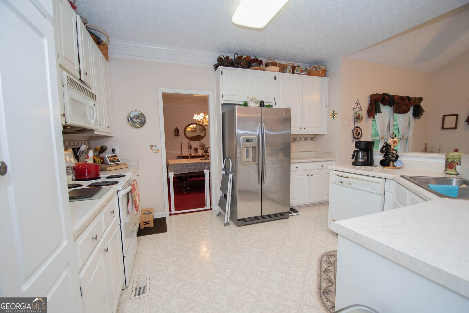 215 Barrington Grange Drive Sharpsburg - 13
