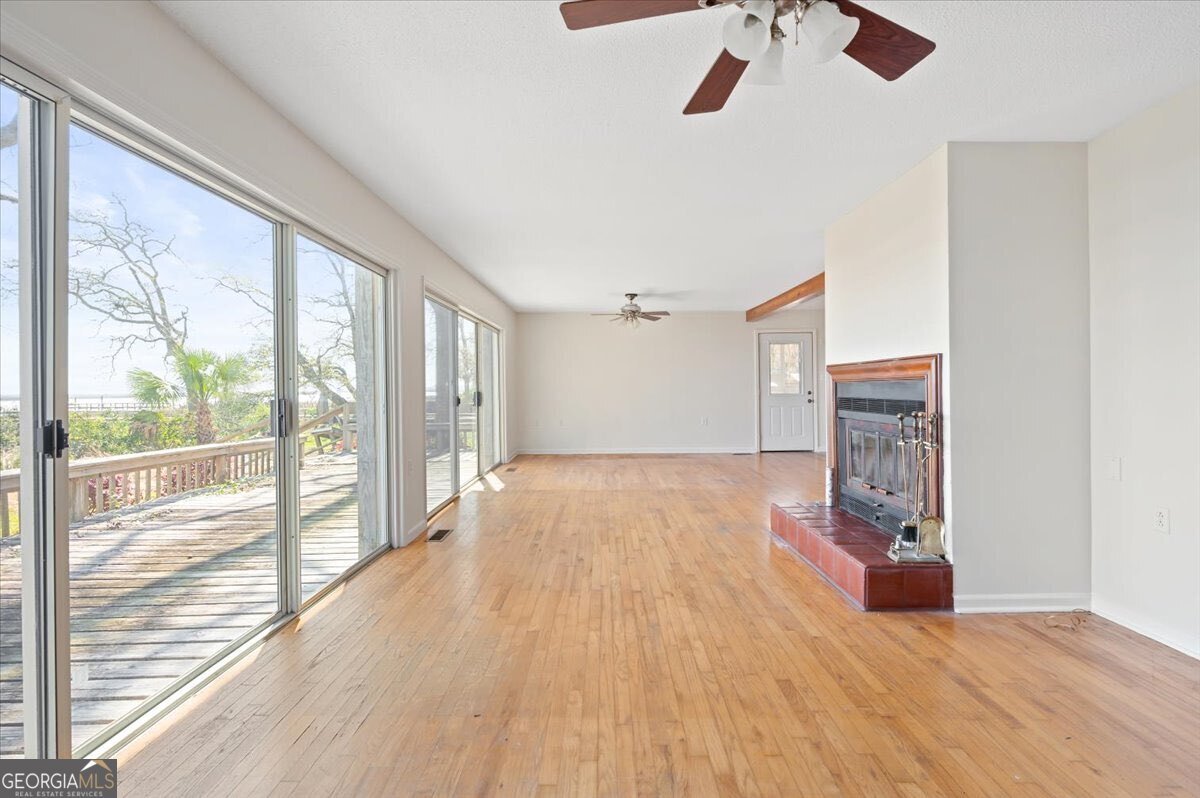 863 HICKORY BLUFF Road Waverly - 12