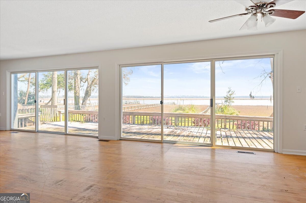 863 HICKORY BLUFF Road Waverly - 29