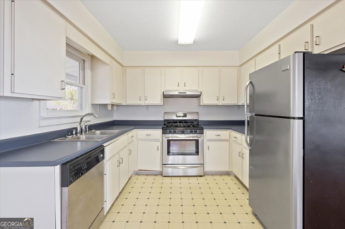 863 HICKORY BLUFF Road Waverly - 32