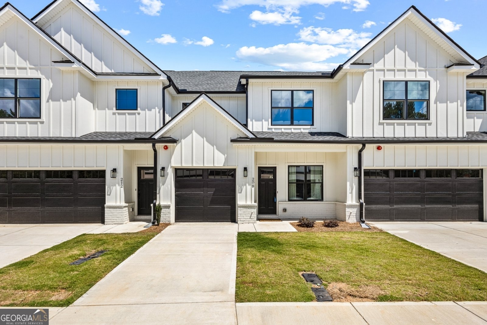 208 Starr Circle Stockbridge - 1