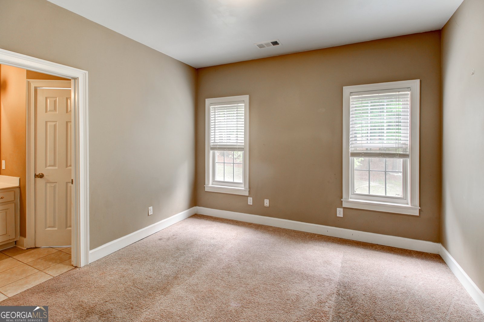 135 Magnolia Drive Oxford - 19