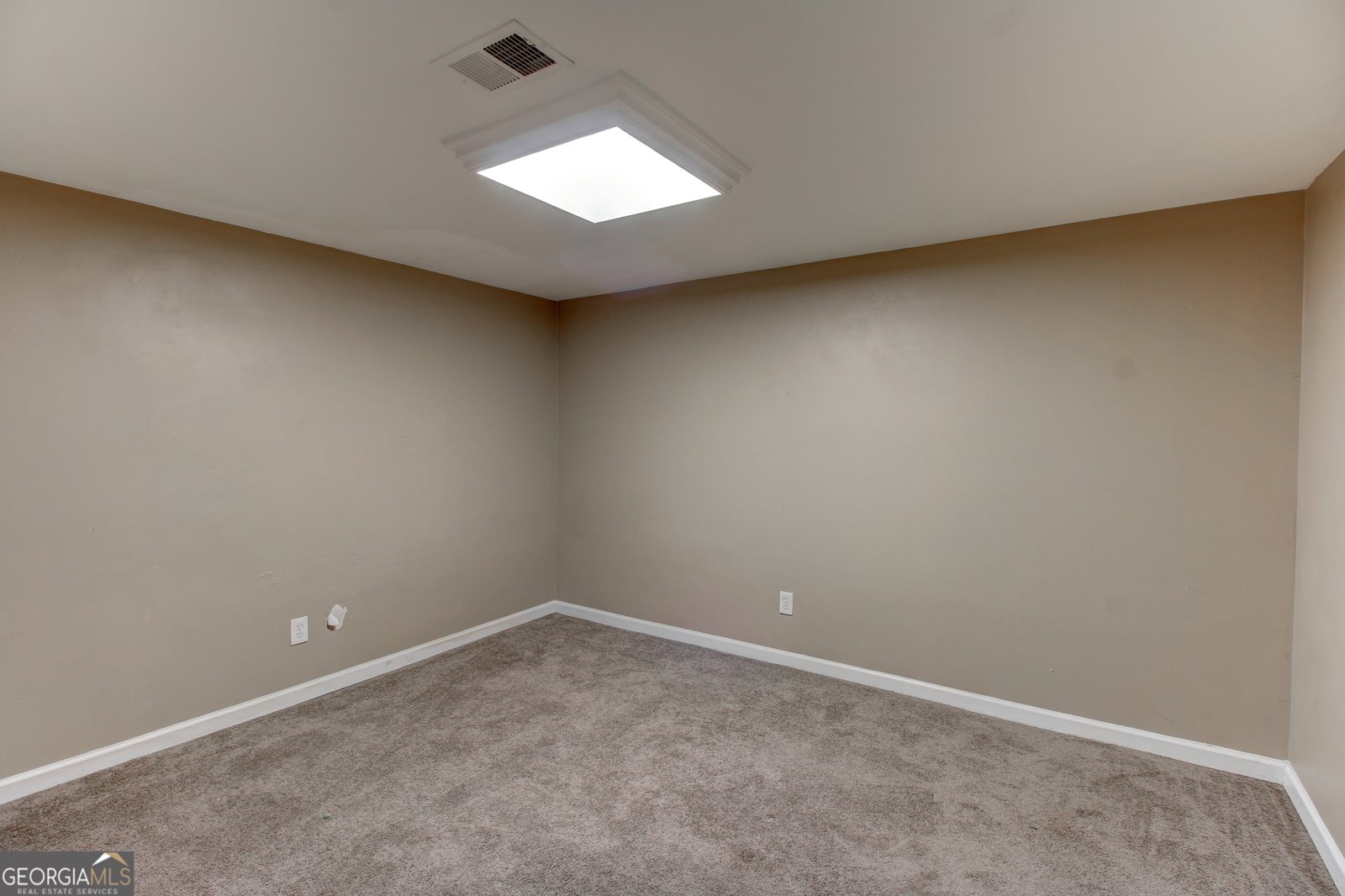 135 Magnolia Drive Oxford - 34