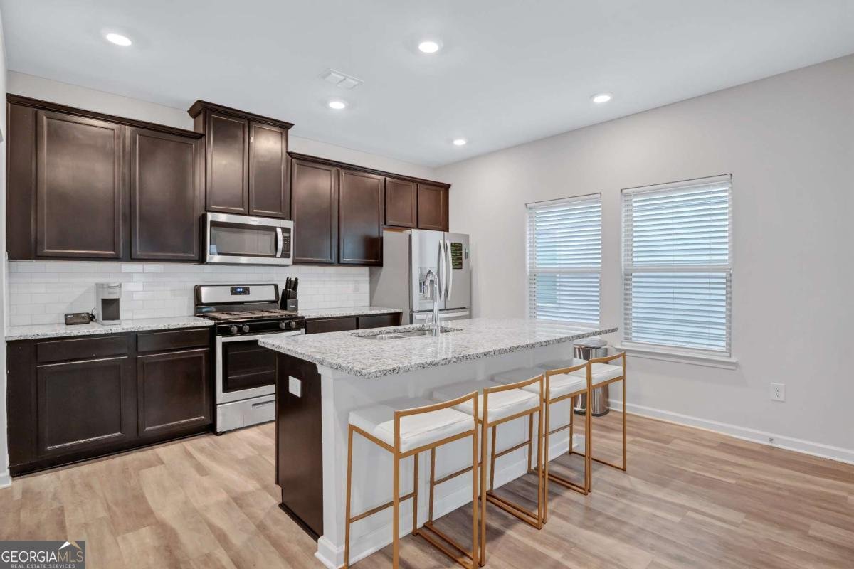 4658 Electric Avenue Mableton - 3
