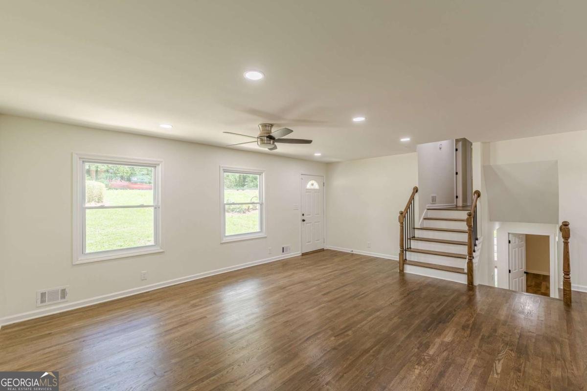 3275 Clifton Church Road Atlanta - 14