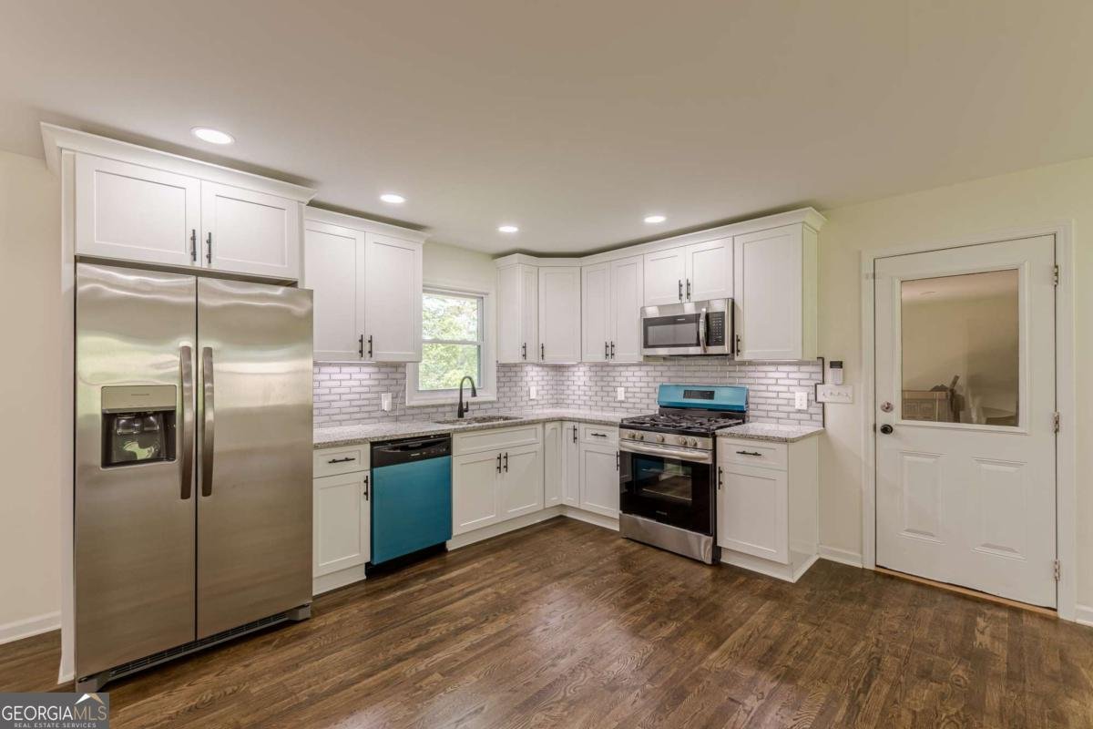 3275 Clifton Church Road Atlanta - 16