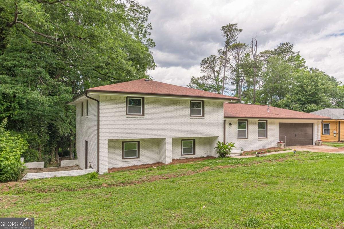 3275 Clifton Church Road Atlanta - 2