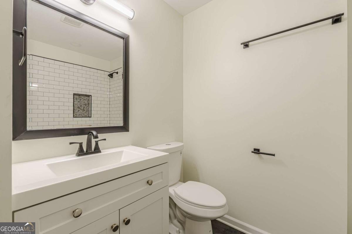 3275 Clifton Church Road Atlanta - 28