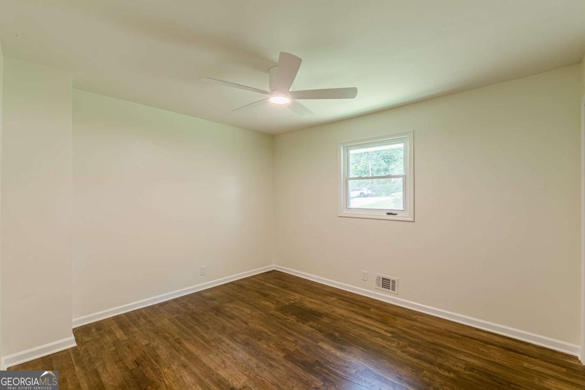 3275 Clifton Church Road Atlanta - 32