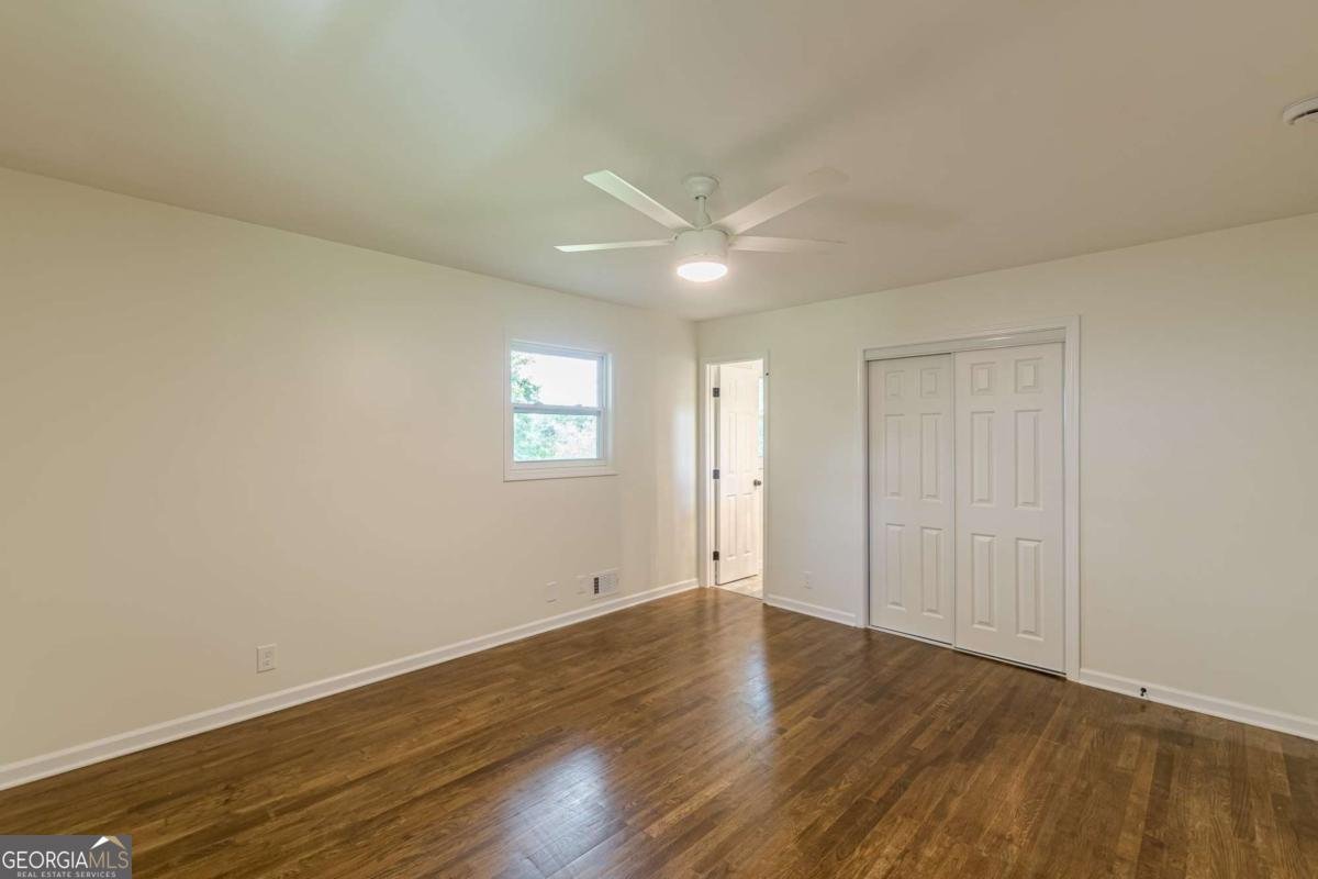 3275 Clifton Church Road Atlanta - 37