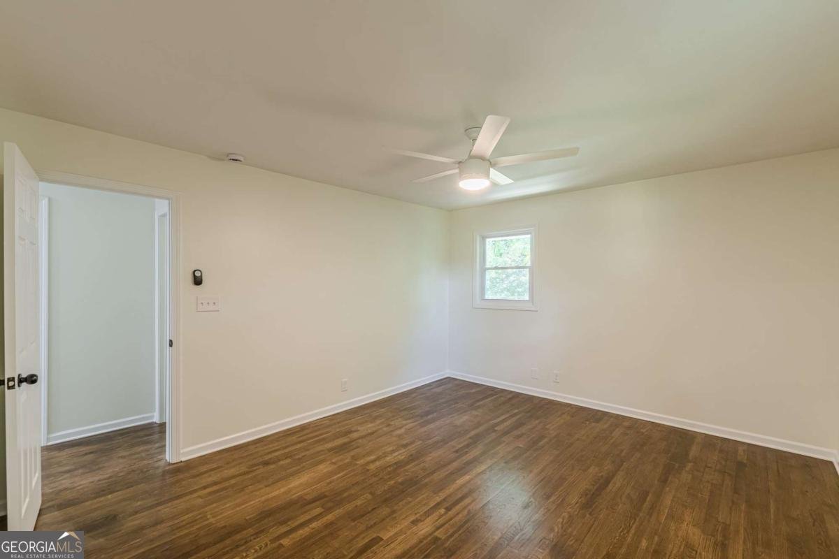 3275 Clifton Church Road Atlanta - 40