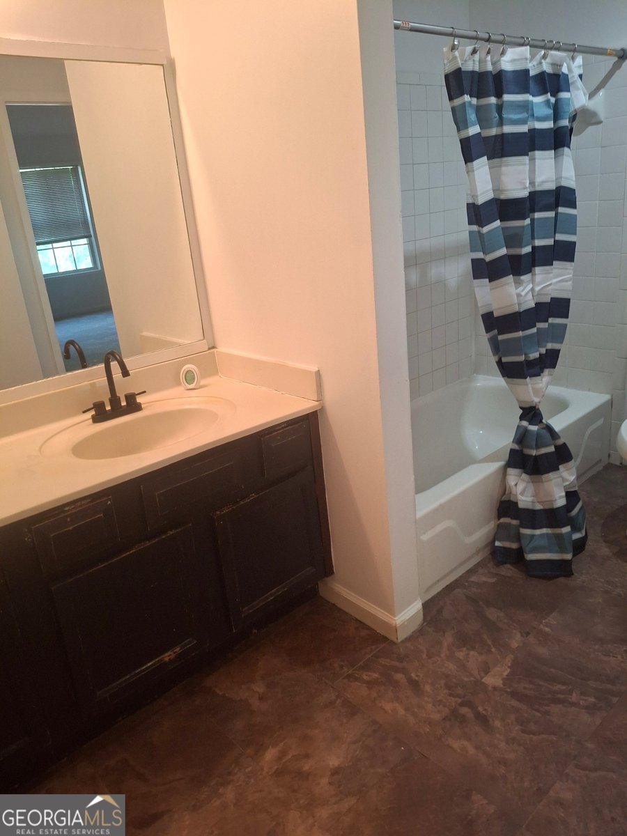 6449 Pinebark Way Morrow - 13