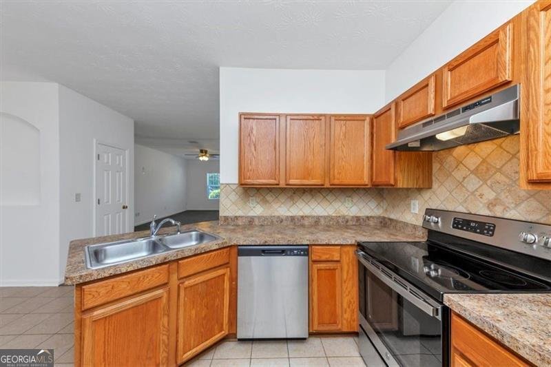 2530 MARLIN Drive Mcdonough - 11