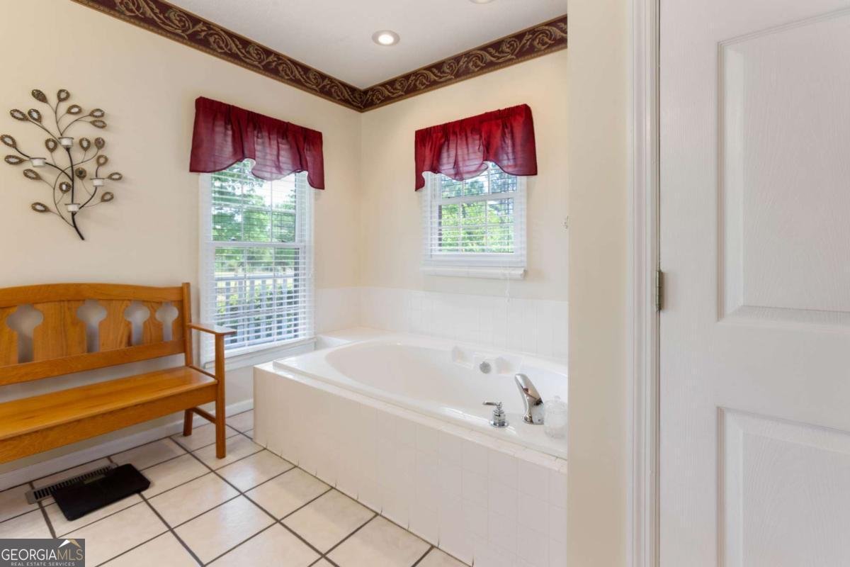 54 Gordon Road Lexington - 45