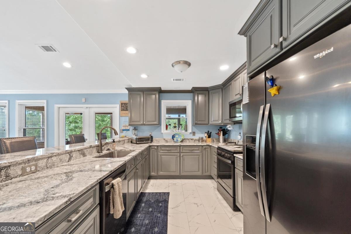 2122 Harbour Point Sparta - 17
