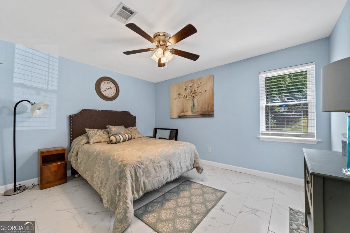 2122 Harbour Point Sparta - 31