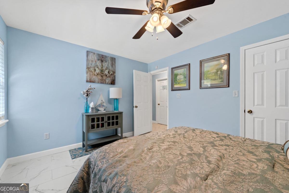2122 Harbour Point Sparta - 32