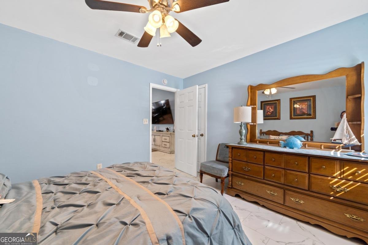 2122 Harbour Point Sparta - 38