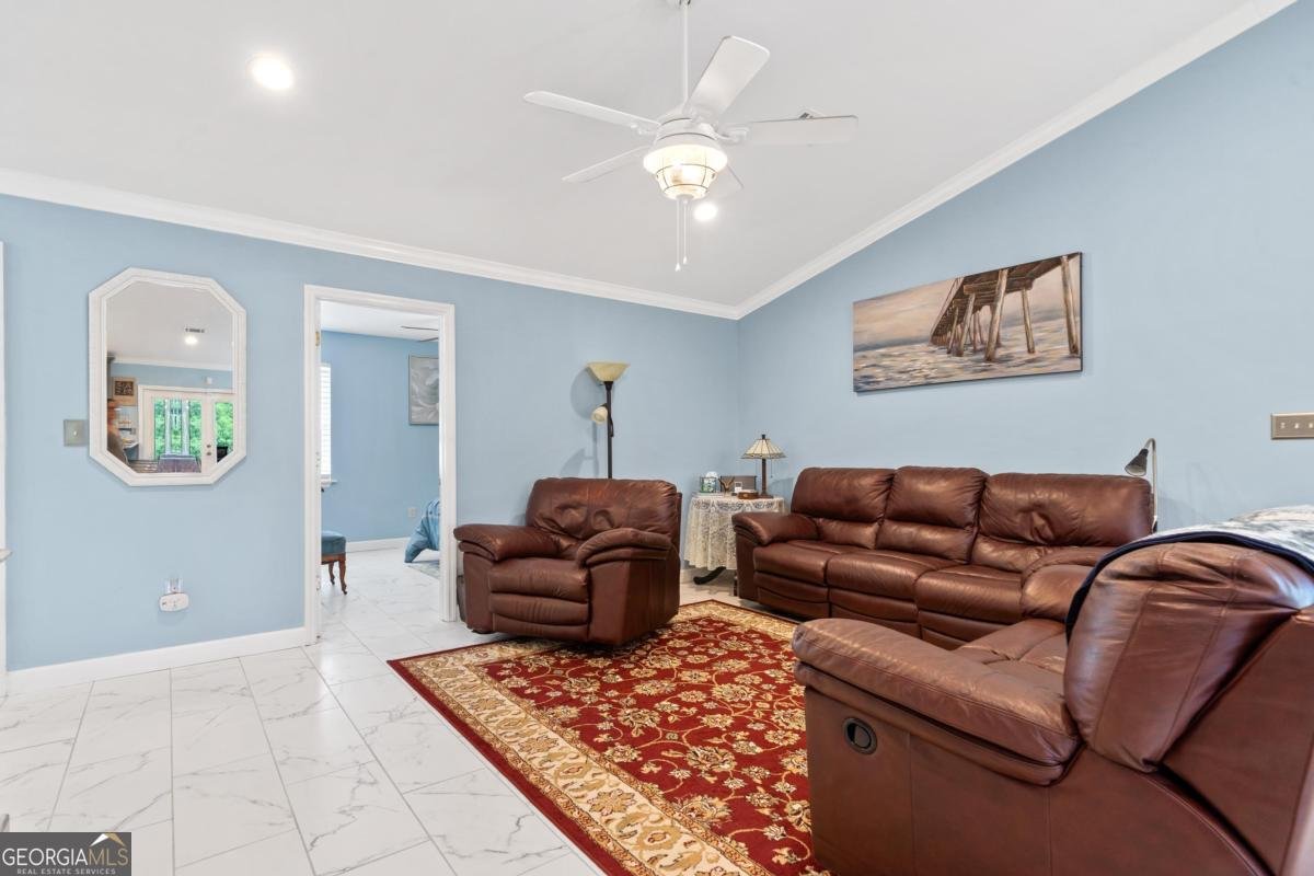 2122 Harbour Point Sparta - 9