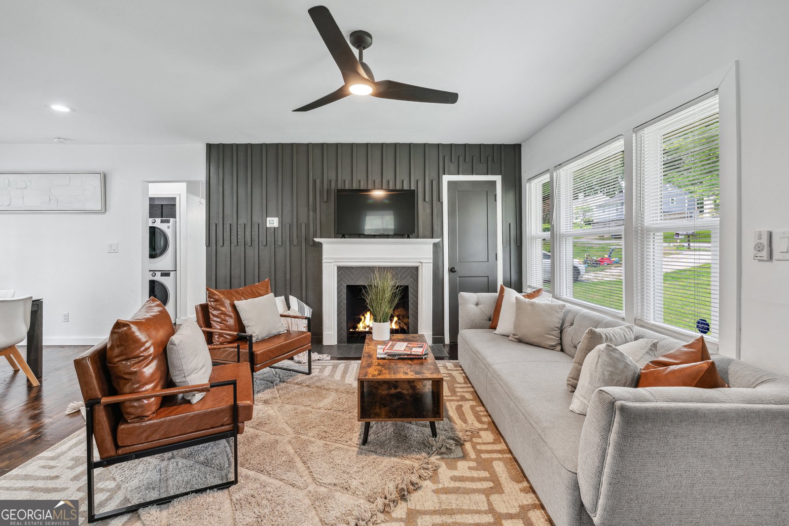 2106 Penrose Drive East Point - 2