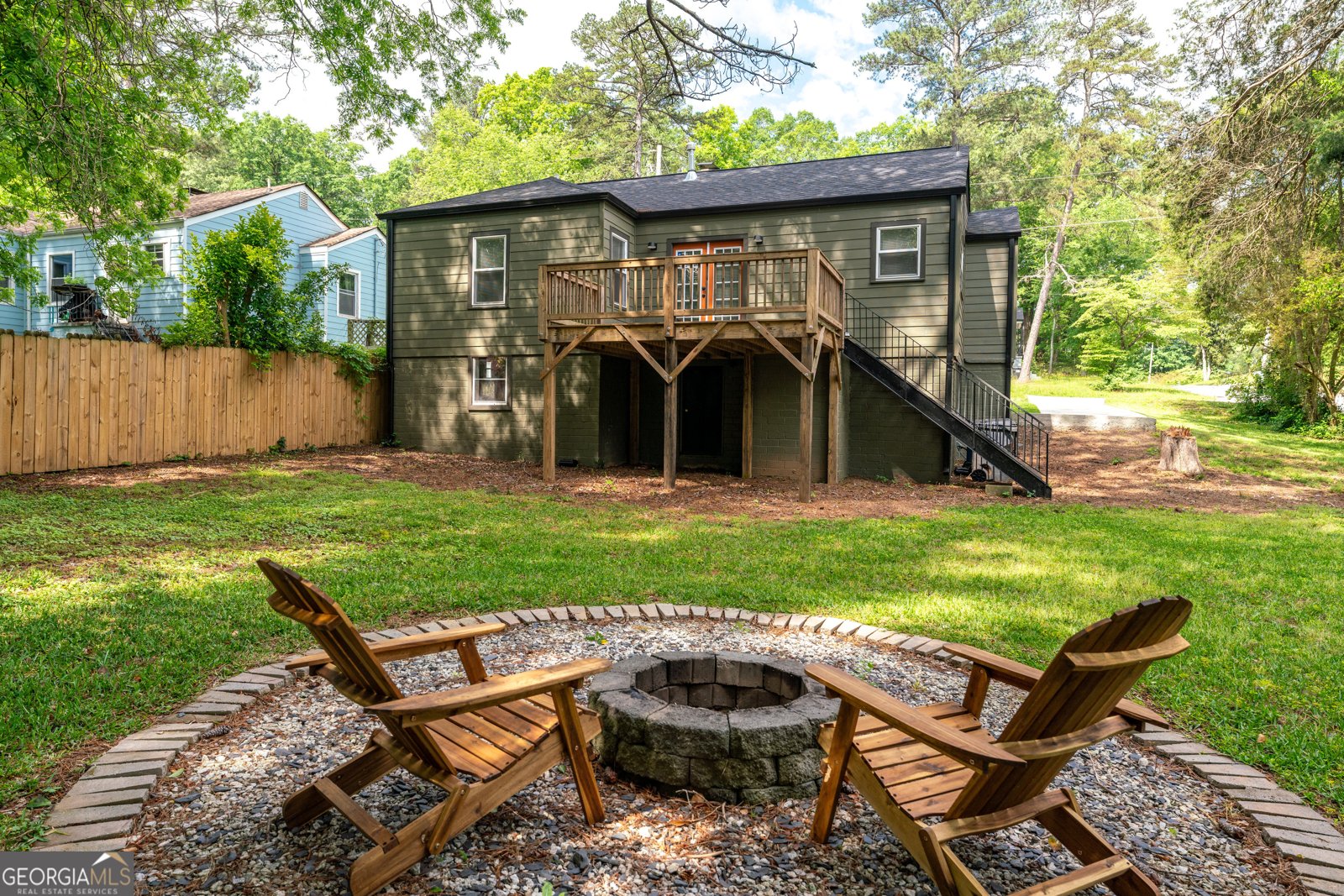 2106 Penrose Drive East Point - 24
