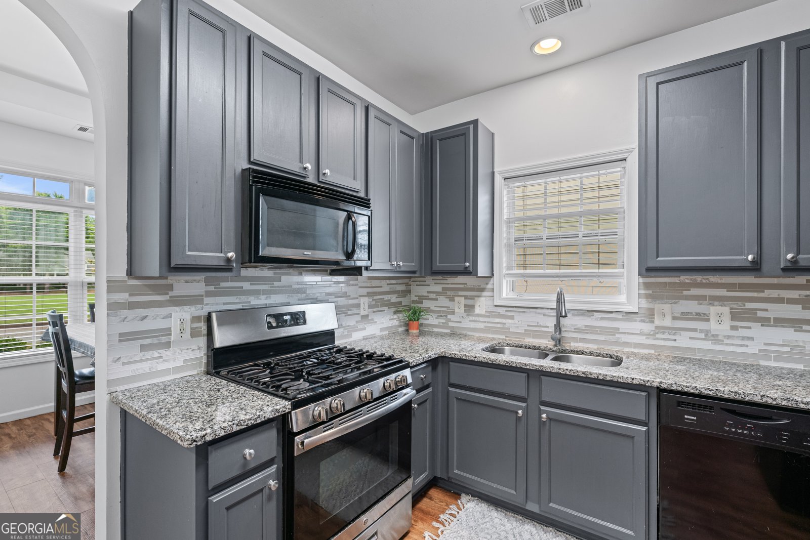 6045 Park Close Fairburn - 4