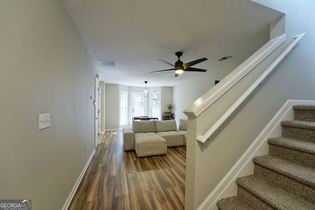 589 Fox Creek Crossing Crossing Woodstock - 11