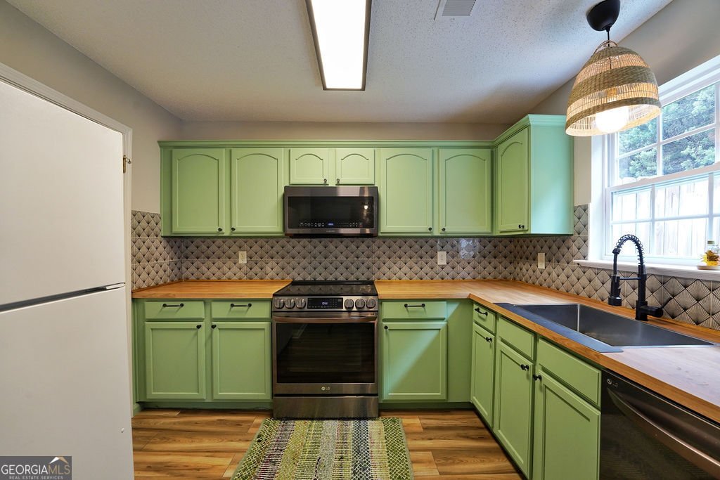 589 Fox Creek Crossing Crossing Woodstock - 5