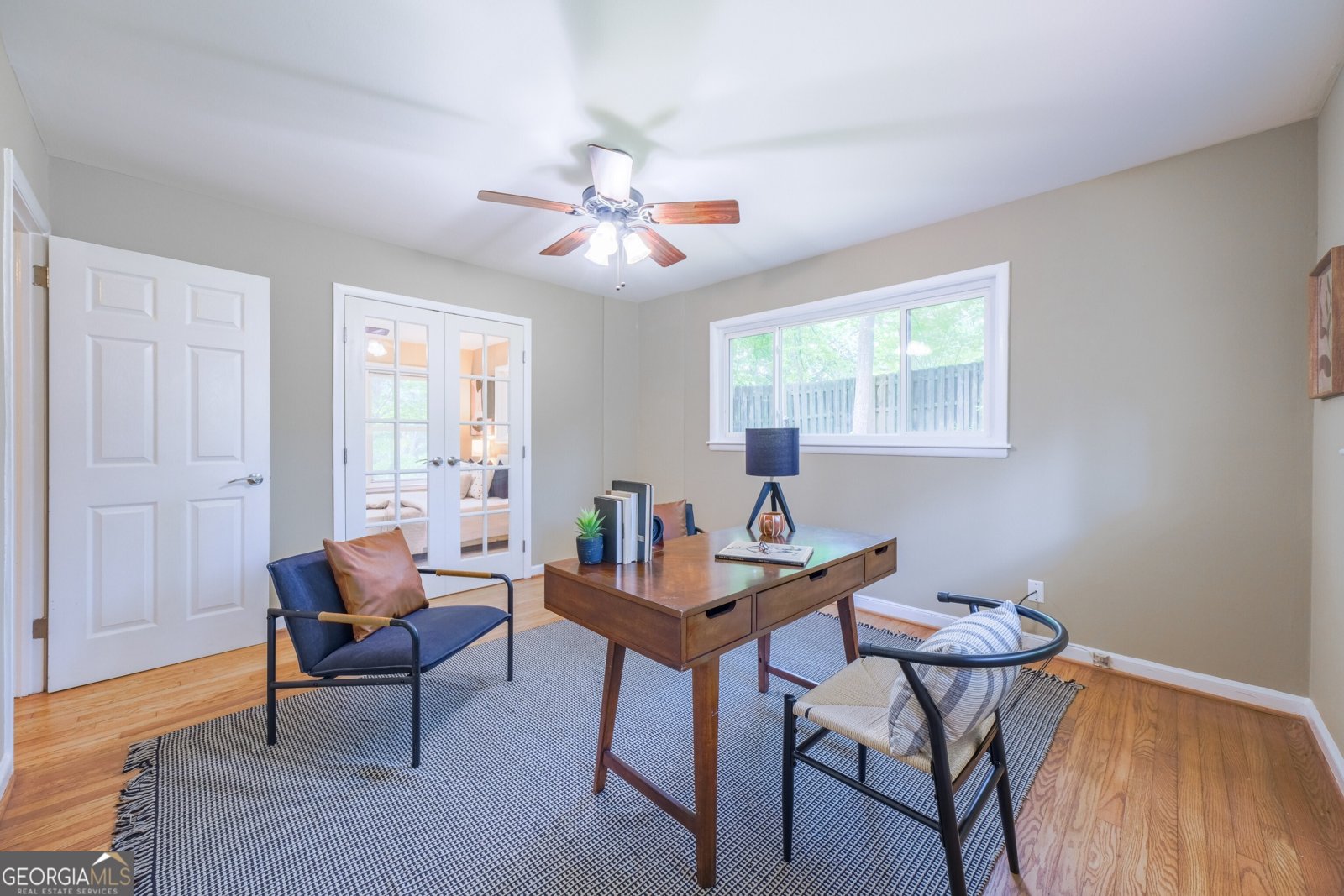 2279 Parkview Circle College Park - 23