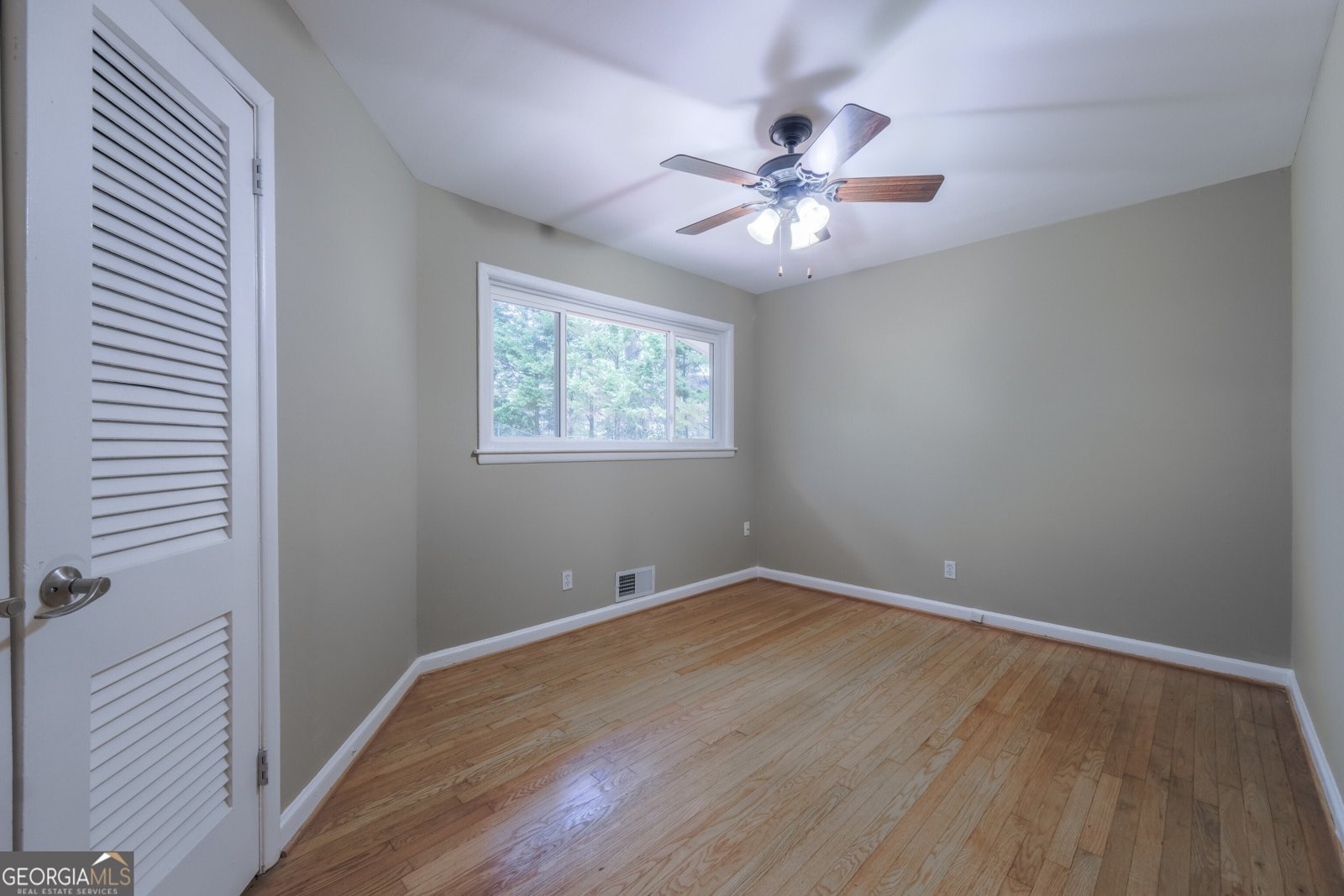 2279 Parkview Circle College Park - 25