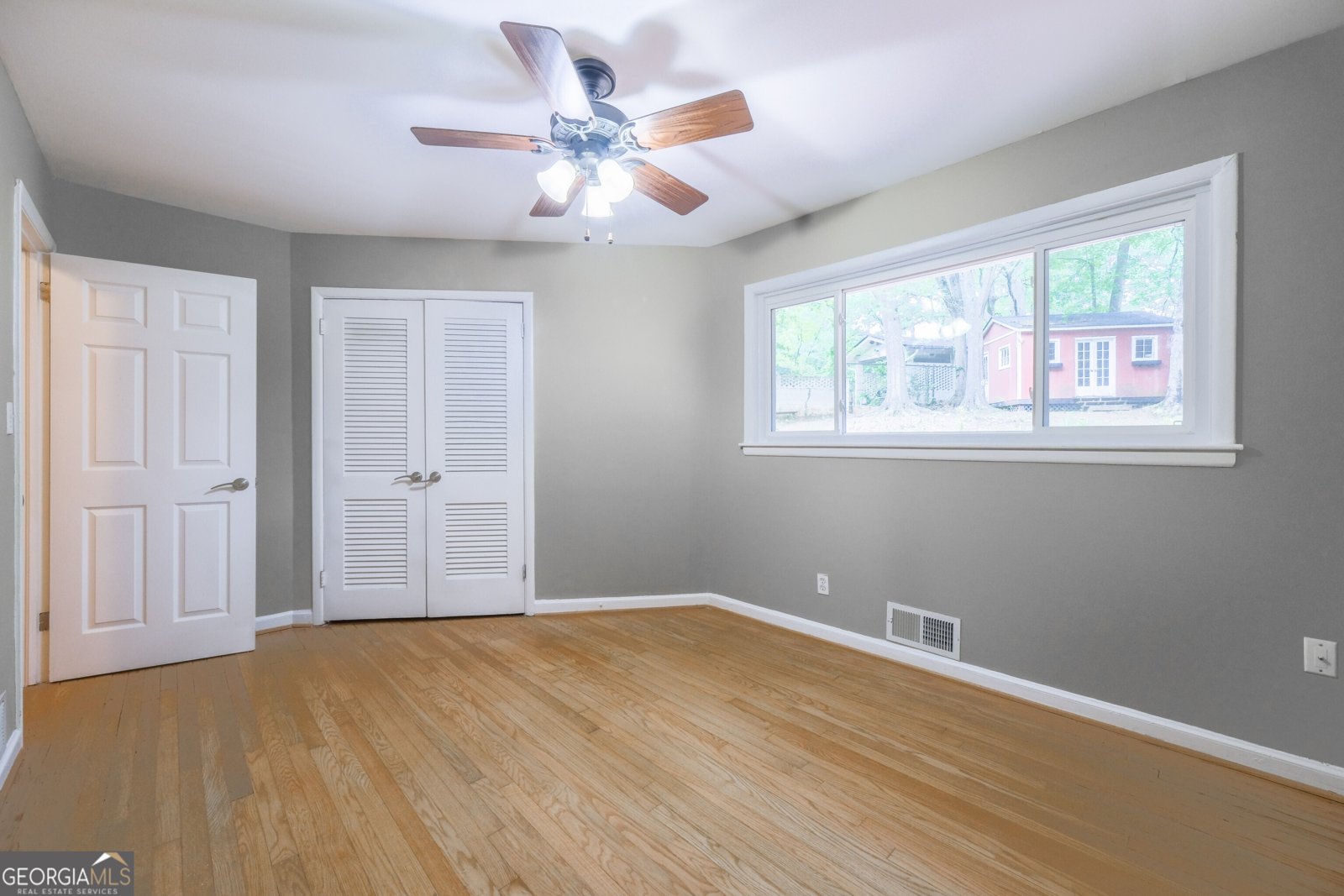 2279 Parkview Circle College Park - 26