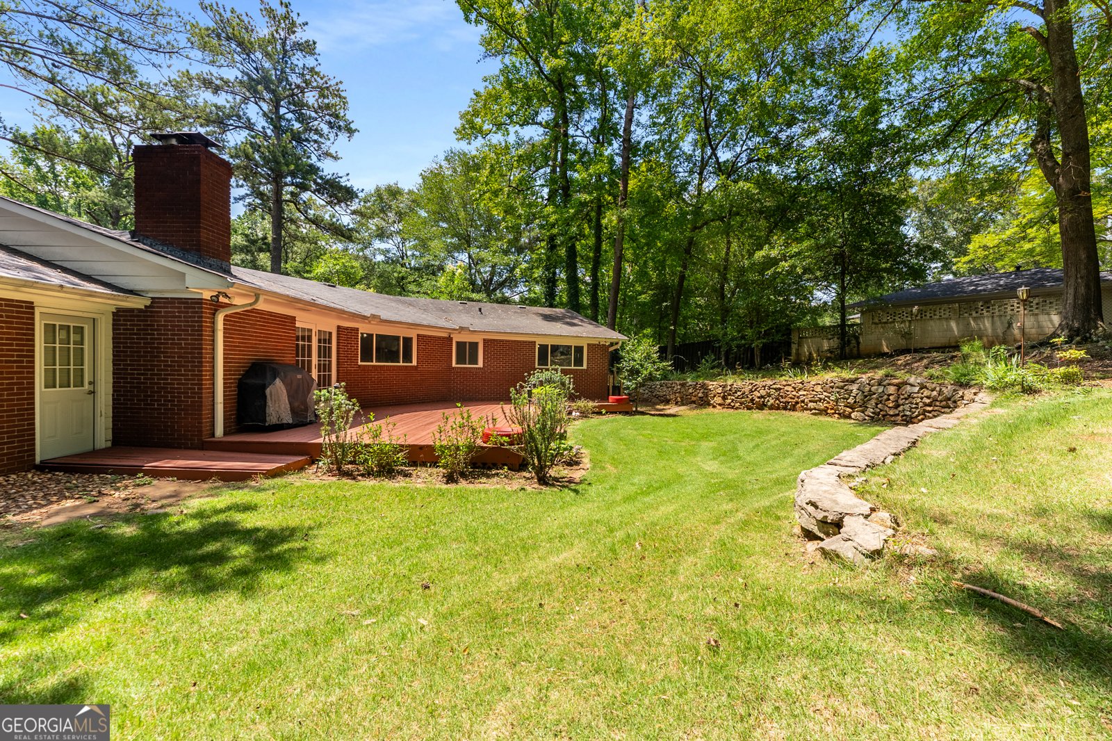 2279 Parkview Circle College Park - 38