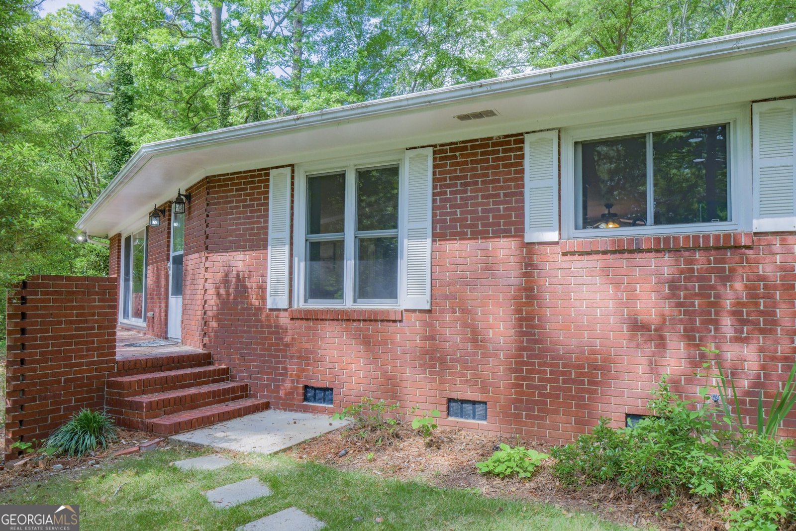 2279 Parkview Circle College Park - 7