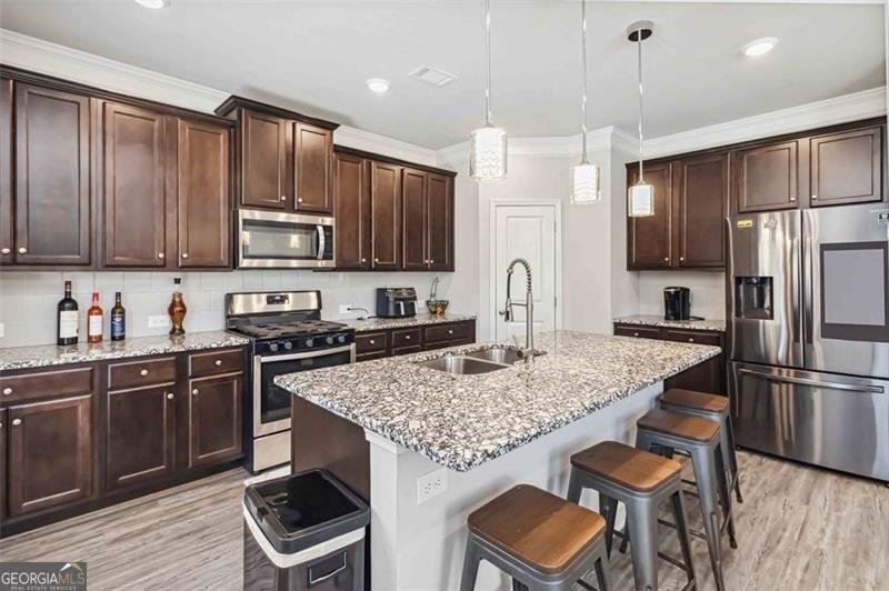 109 LOGAN PASS Drive Loganville - 12
