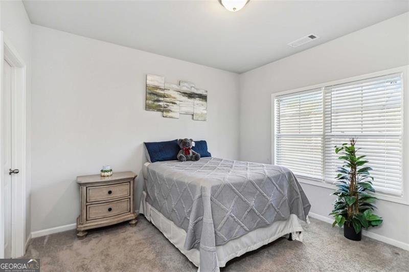 109 LOGAN PASS Drive Loganville - 18