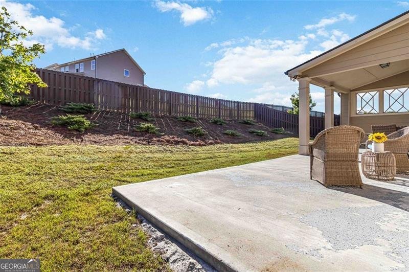109 LOGAN PASS Drive Loganville - 41