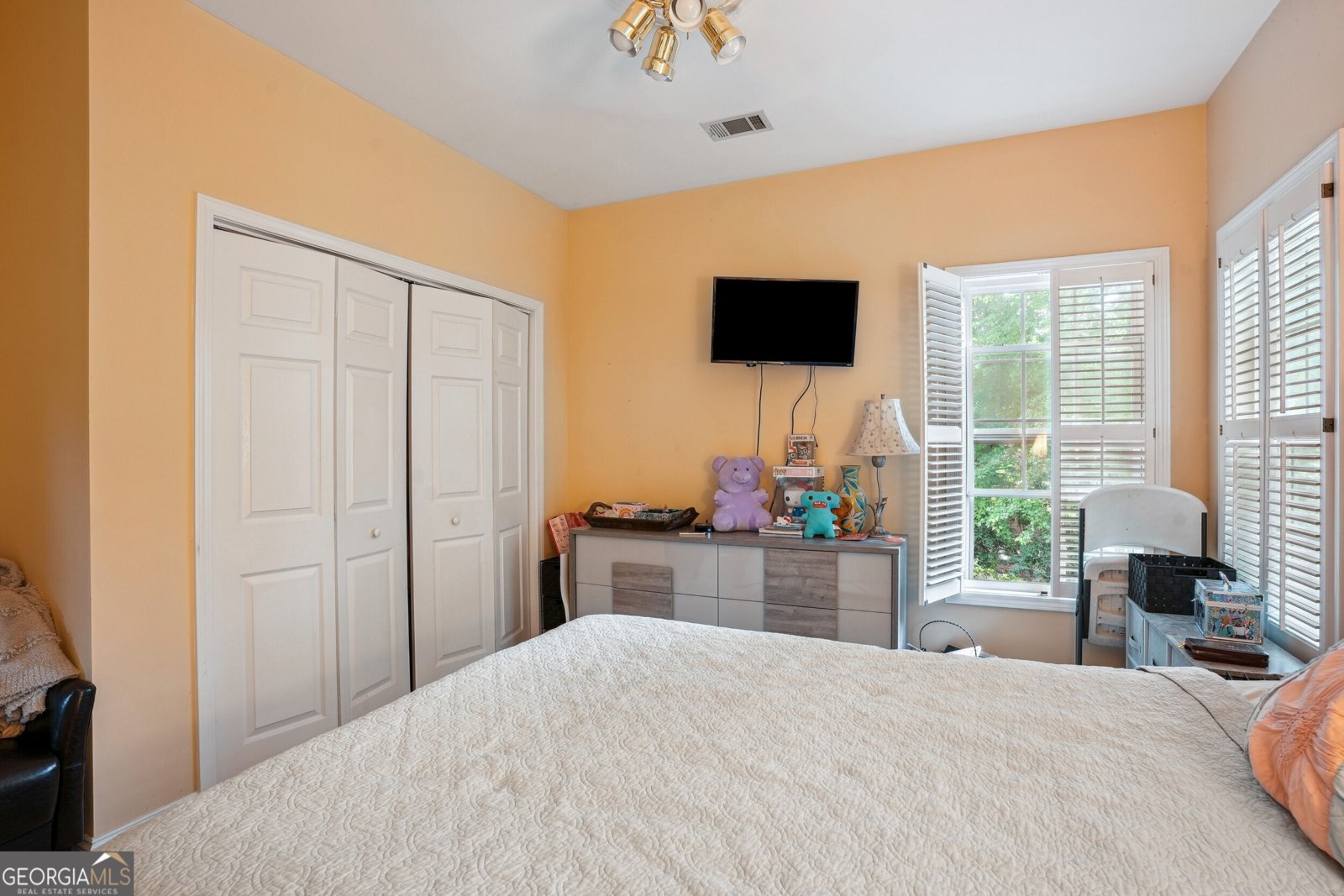 132 EAGLES CLUB Drive Stockbridge - 19